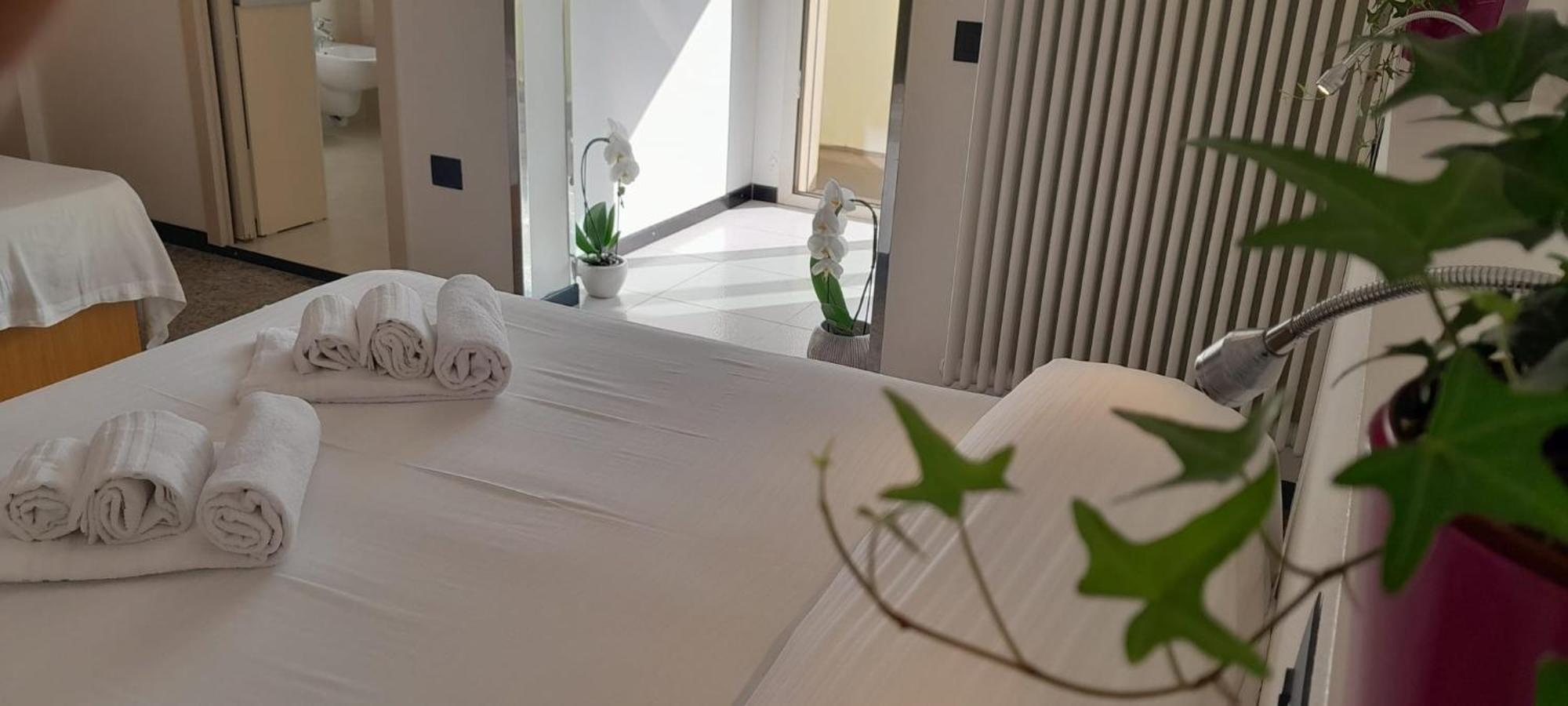 Hotel Marbella Cervia Esterno foto